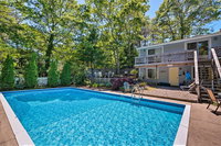 Cape Cod Area Home with Fire Pit Less Than 4 Mi to Beach Accommodation Los Angeles