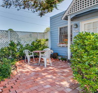 Carriage House - Accommodation Los Angeles