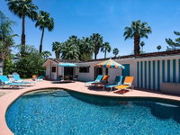 Center Court Villa Accommodation Los Angeles