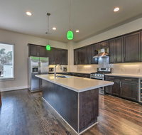 Central Houston Townhouse - 1 Mi to Downtown! - Accommodation Los Angeles