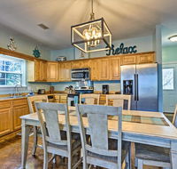 Charming Coastal Cottage Walk to Beach  Downtown - Accommodation Los Angeles