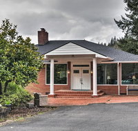 Charming Kelso Home Close to Cowlitz River - Accommodation Los Angeles