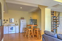 Ny Marshallberg Accommodation Los Angeles