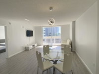 Chic and Modern Brickell / Miami  FREE Parking Accommodation Los Angeles