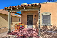 Classic Southwest Casita Walk to U of A Accommodation Los Angeles