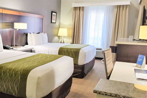 Comfort Inn & Suites Near Universal - North Hollywood  Burbank