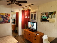 Cozy Miami Guesthouse Accommodation Los Angeles