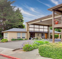 Days Inn  Suites by Wyndham Arcata - Accommodation Los Angeles