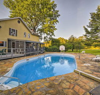 Dayton Home with Pool Porch  Deck on 37 Acres - Accommodation Los Angeles