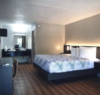 Deluxe Inn & Suites - Accommodation Los Angeles
