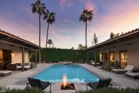 Desert Solstice Accommodation Los Angeles