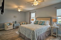 Downtown Cocoa Beach Apt with Deck - Walk to Beach Accommodation Los Angeles