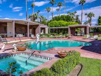 Downtown Tennis Estate Accommodation Los Angeles