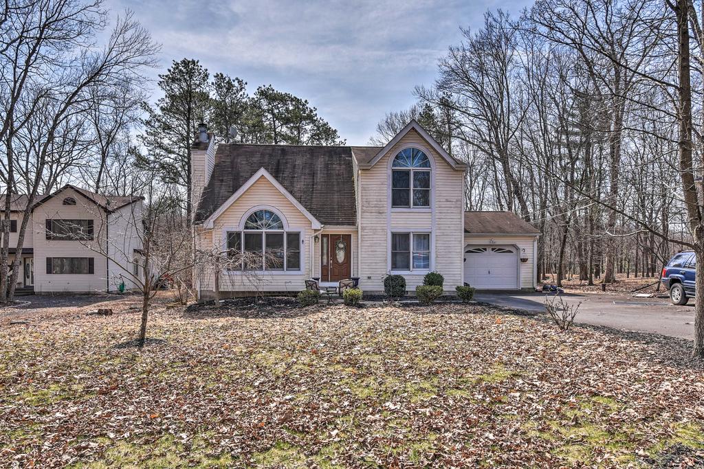 East Stroudsburg Home - 5 Mi. To Shawnee Mtn! - thumb 0