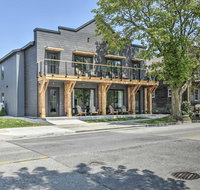 Elkhart Lake Townhome - 3 Mi to Road America! - Accommodation Los Angeles