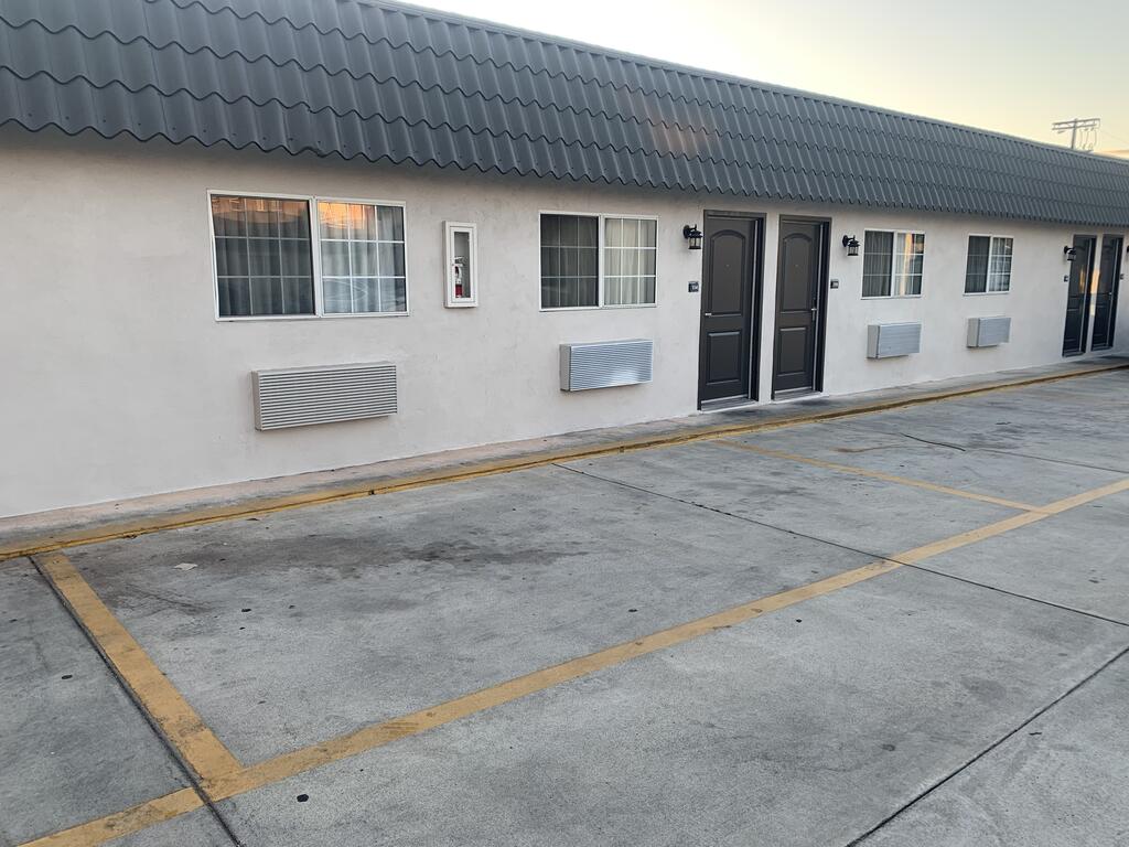 Empire Inn - thumb 3