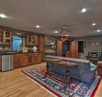 Family-Friendly Manhasset Home with Private Yard - Accommodation Los Angeles