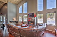 Hakuna Matata Cabin - Hot Tub 11 Mi to Mt Rushmore Accommodation Los Angeles