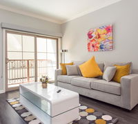 Heart of Long Beach 2bedroom w/Parking Accommodation Los Angeles