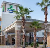 Holiday Inn Express  Suites. - Accommodation Los Angeles