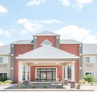 Howard Johnson by Wyndham Oacoma Hotel & Suites - Accommodation Los Angeles