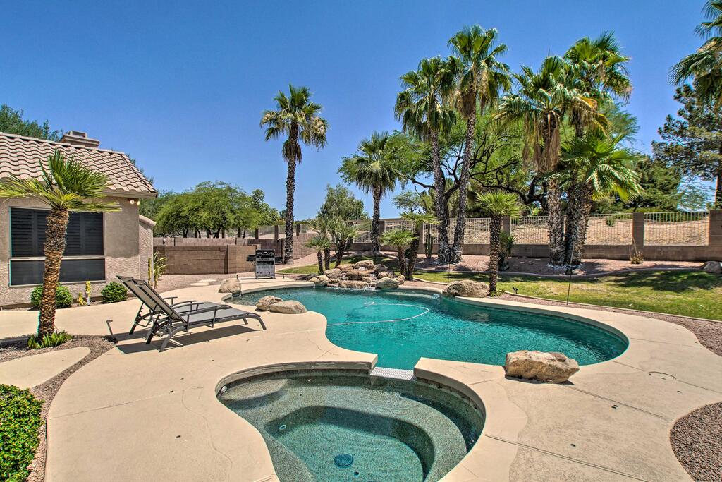 Ideally Located Chandler Home - Backyard Oasis - thumb 0