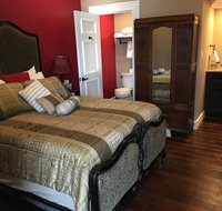 Kahn Hotel - Accommodation Los Angeles