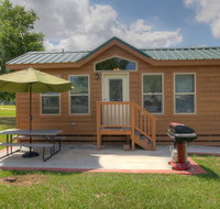 Lake Conroe Two-Bedroom Cabin 14 - Accommodation Los Angeles