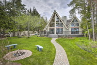 Lake Skegemog Dream Retreat - Boat Ski  Sip Accommodation Los Angeles