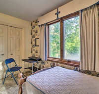 Lakefront Dayton Home with Great Views  Dock - Accommodation Los Angeles