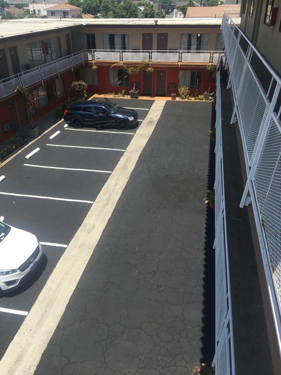 Long Beach Motel - thumb 1