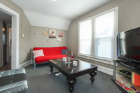 Lots of Beds Close to Downtown Accommodation Los Angeles