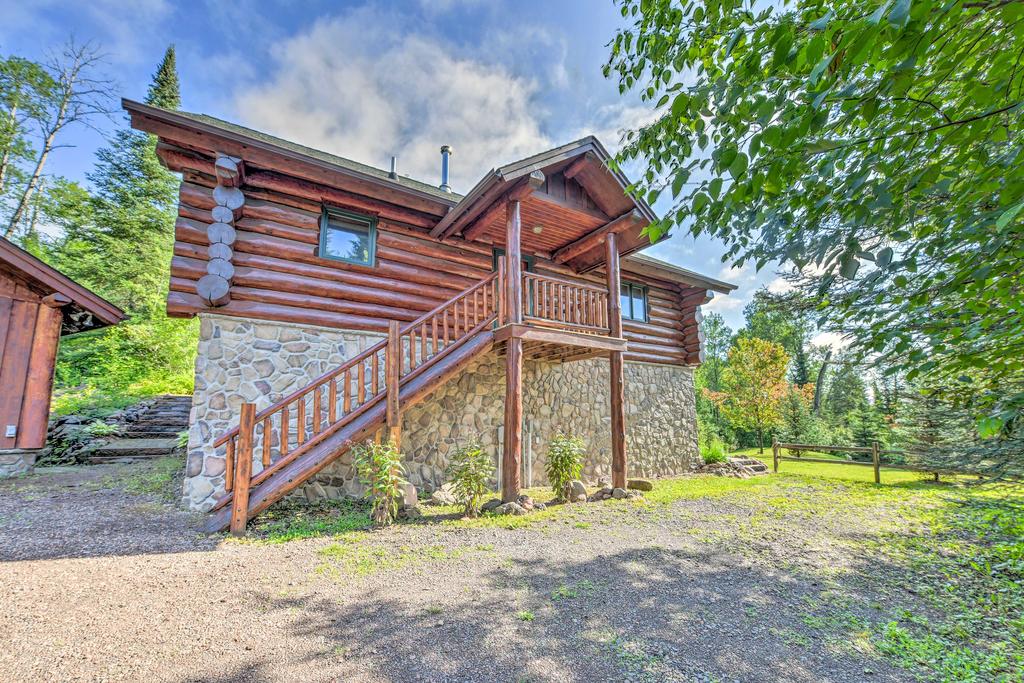 Lutsen Cabin With Fire Pit, Patio & Deck! - thumb 0
