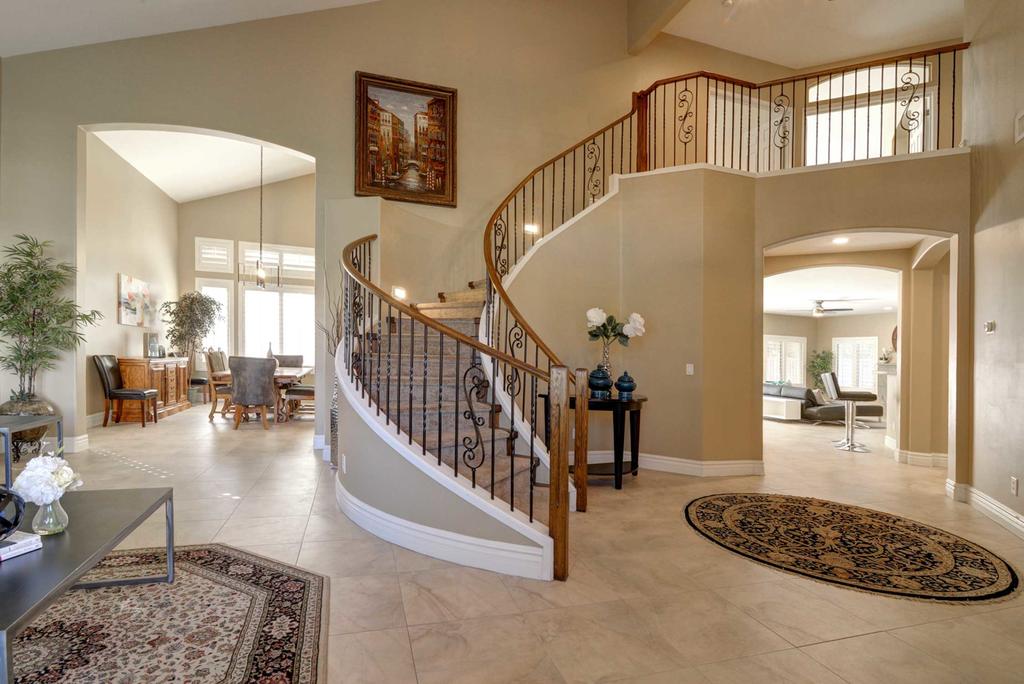 Luxe 6 BR Chandler Home W/ Heated Pool! - thumb 3