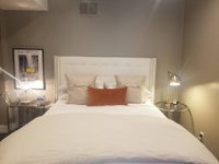 Marina Jewel Box Accommodation Los Angeles
