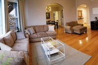 Modern Chic 3bd 2ba flat patio Continental Breakfast inc We disinfect No parties please Accommodation Los Angeles