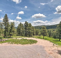 Modern Evergreen Cabin on 35 Acres with Views! - Accommodation Los Angeles