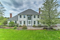 Modern Goshen House with Deck Backyard  Views Accommodation Los Angeles