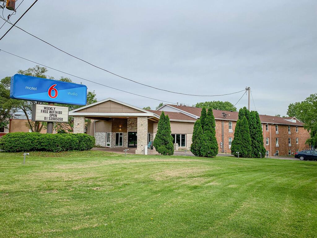 Motel 6 Rockford, Il - thumb 0