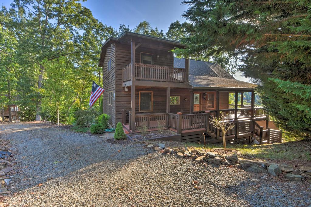 Mountaintop Murphy Cabin By Hiwassee River! - thumb 1