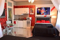 Music City Hotel/Hostel Accommodation Los Angeles