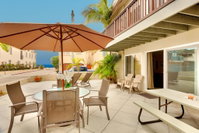 NB-3800 Surf and Sand Beach Paradise Accommodation Los Angeles