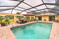 Nokomis Home w/ Yard  Lake  3 Miles to Beach Accommodation Los Angeles