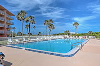 Oceanfront Cocoa Beach Condo with View -Walk to Pier Accommodation Los Angeles