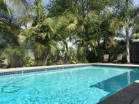 Palm Villa Accommodation Los Angeles