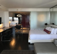 Palms Place - 27th Floor Strip View Studio - Accommodation Los Angeles