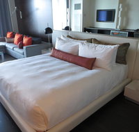 Palms Place 33rd Floor with Balcony - Accommodation Los Angeles