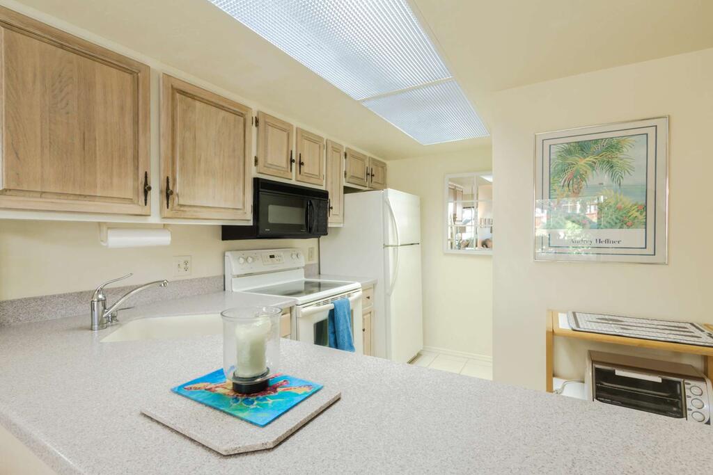 Park Shore Resort, 1st Floor, Bldg. B - thumb 3