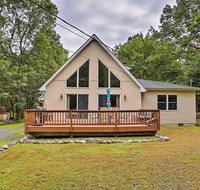 Poconos A-Frame Home with Pool Table & Lake Access! - Accommodation Los Angeles