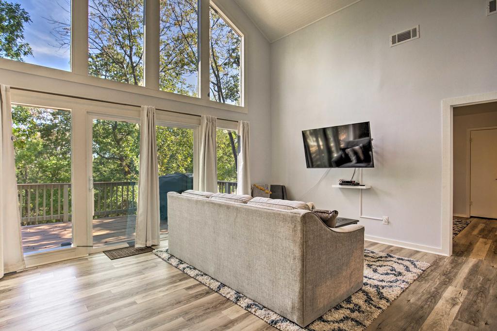 Pottsboro Cabin With Deck - 1 Mile To Lake Texoma! - thumb 3